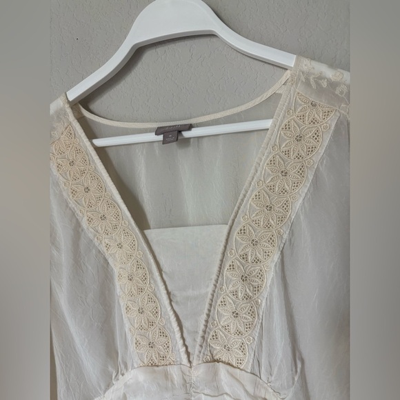 J. Jill Romantic Floral Eyelet Embroidered Tunic Top - Picture 3 of 10